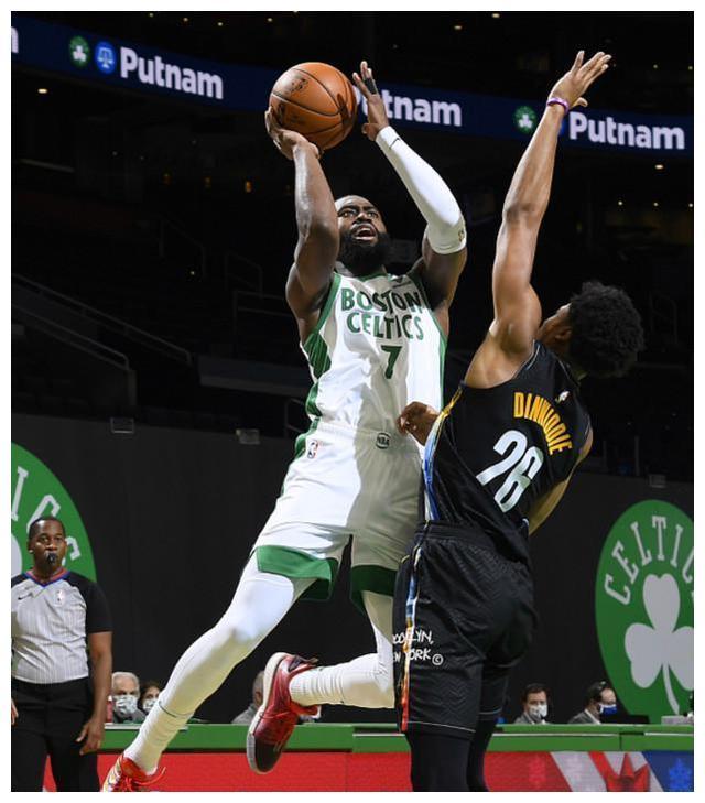 外线射手刷新投篮命中率纪录