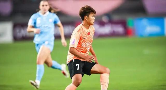 国内足球锦标赛:女队实现逆袭 国内足球锦标赛:女队实现逆袭