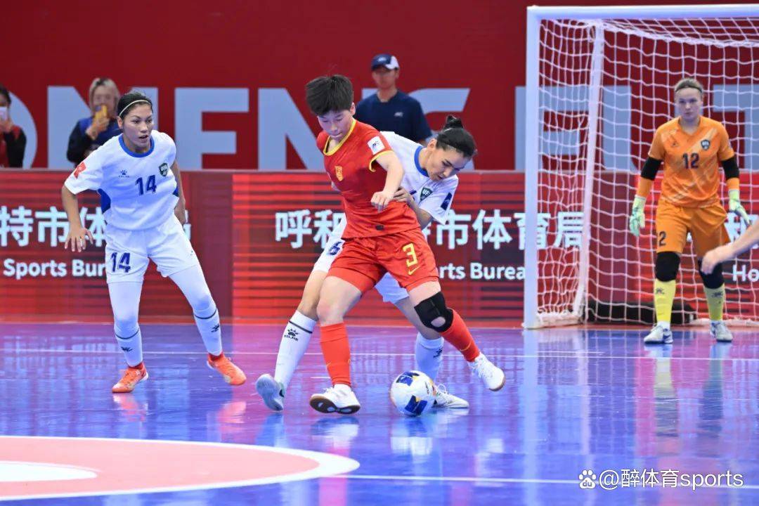 关于格雷南击败对手，实现主场连胜的信息