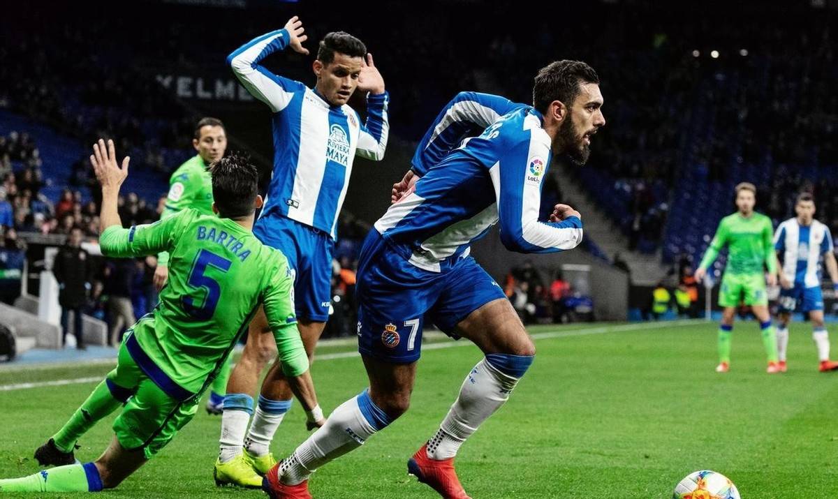 包含赫塔费主场断胜利，表现强劲的词条