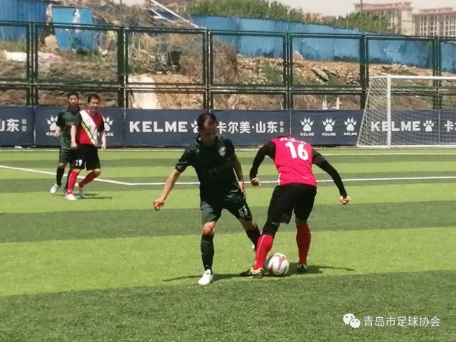 青岛黄海主场告捷,领跑积分榜 青岛黄海主场告捷,领跑积分榜