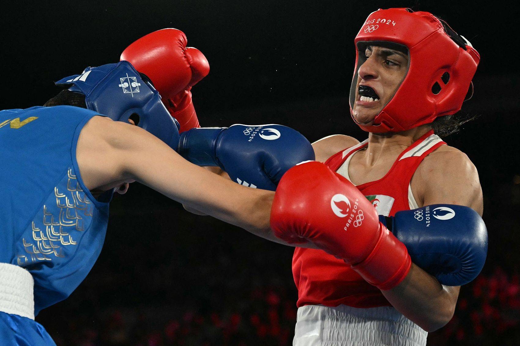 FB体育下载-英国女子拳击选手精彩抢先登顶领奖的简单介绍