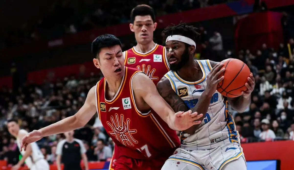 FB体育官方网站-北京首钢队全力以赴，击败江苏队