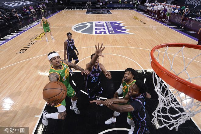 FB体育注册网址-犹他爵士队横扫黄蜂队，取得连胜