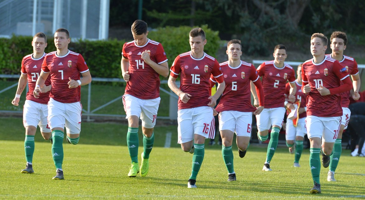 格鲁吉亚女足面对哈萨克斯坦队的激战