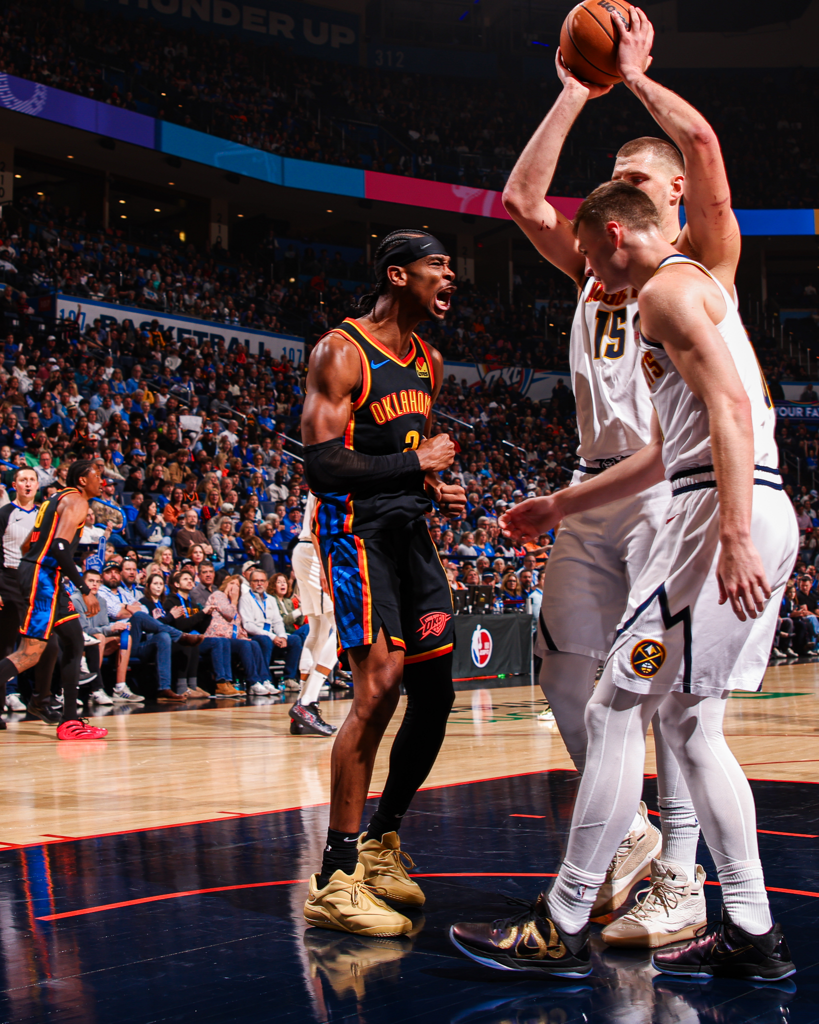 外籍球员独挑大梁，猛增得分