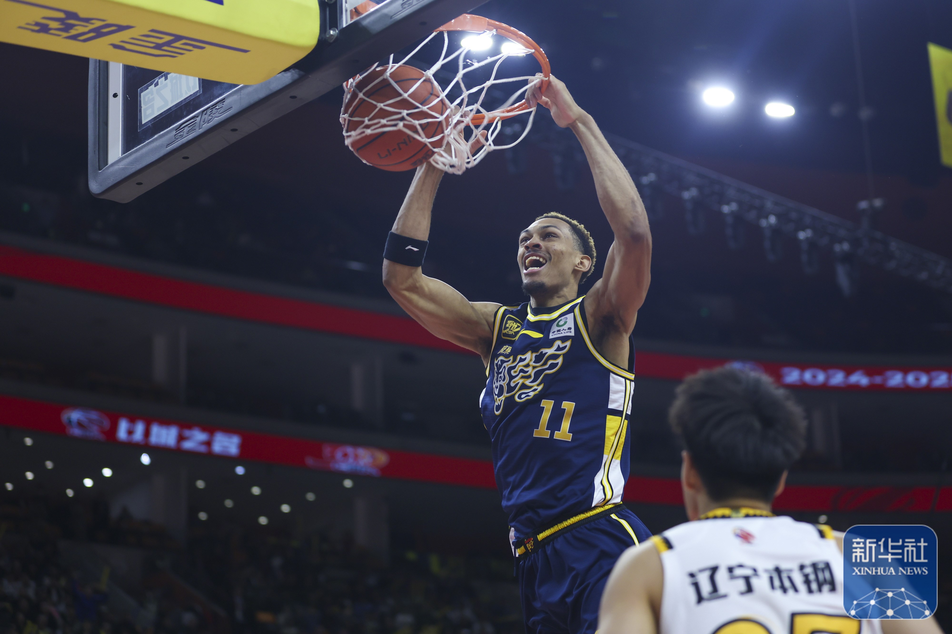 FB体育娱乐-关于比赛结果令人意外，强队频频受挫，弱队崭露头角的信息