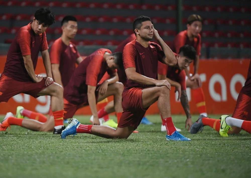 中国男足备战世预赛:李铁研究卡塔尔队特点拒绝用外语交流 中国男足备战世预赛:李铁研究卡塔尔队特点拒绝用外语交流