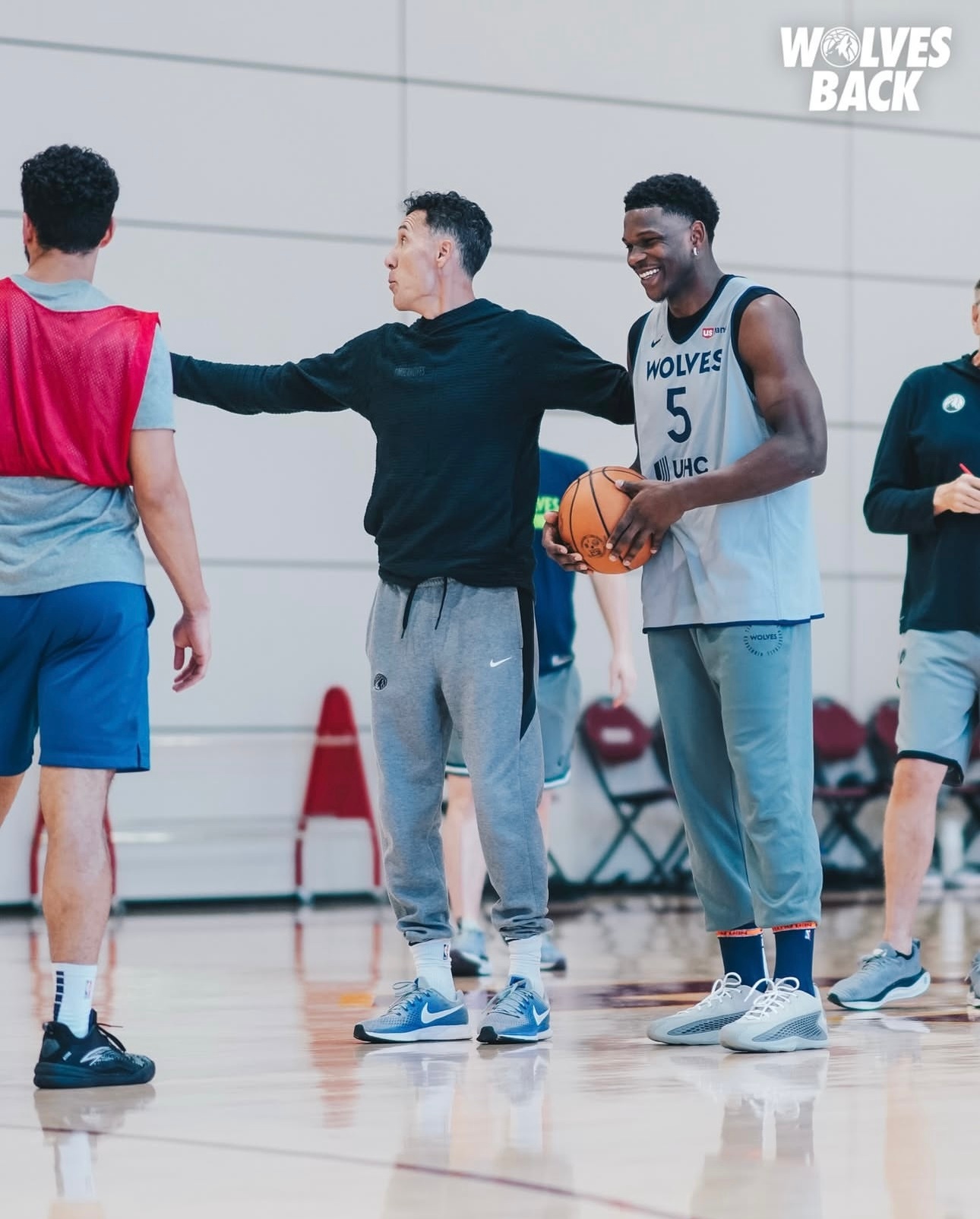 FB体育官方网站-森林狼主帅公布战术调整，备战下一场比赛