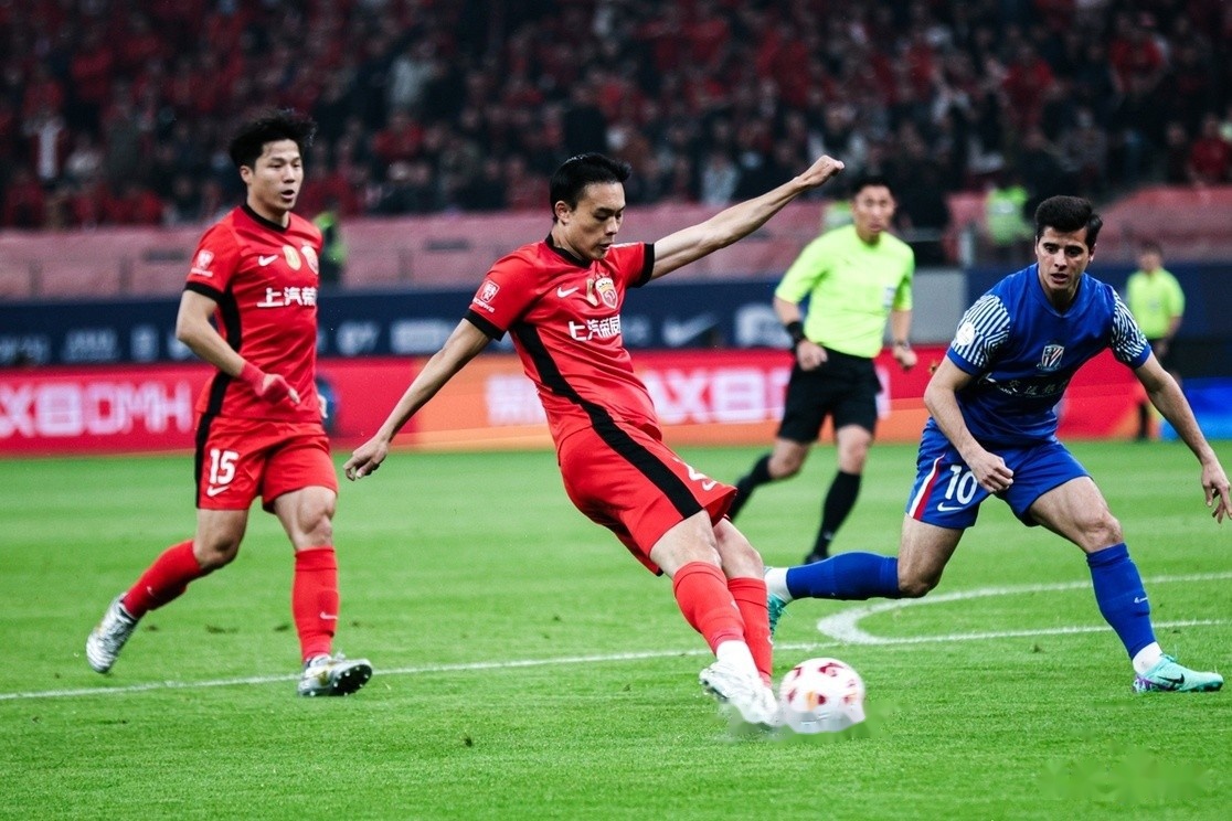 -关于才华横溢球员破门得分，率队大胜对手的信息