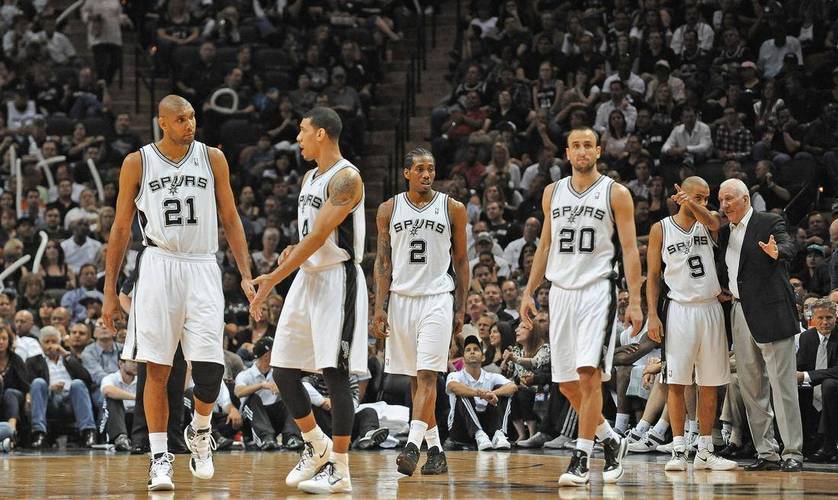 兰德尔复出,尼克斯轻松击败马刺 兰德尔复出,尼克斯轻松击败马刺