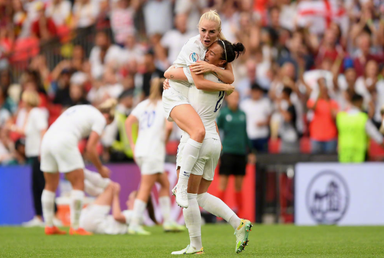 英格兰女足表现出色,获得胜利 英格兰女足表现出色,获得胜利