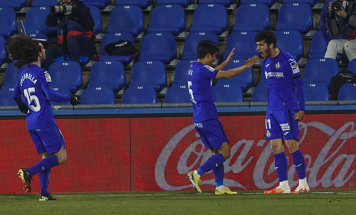 -巴伦西亚客场被马德里竞技绝杀，遭遇连败