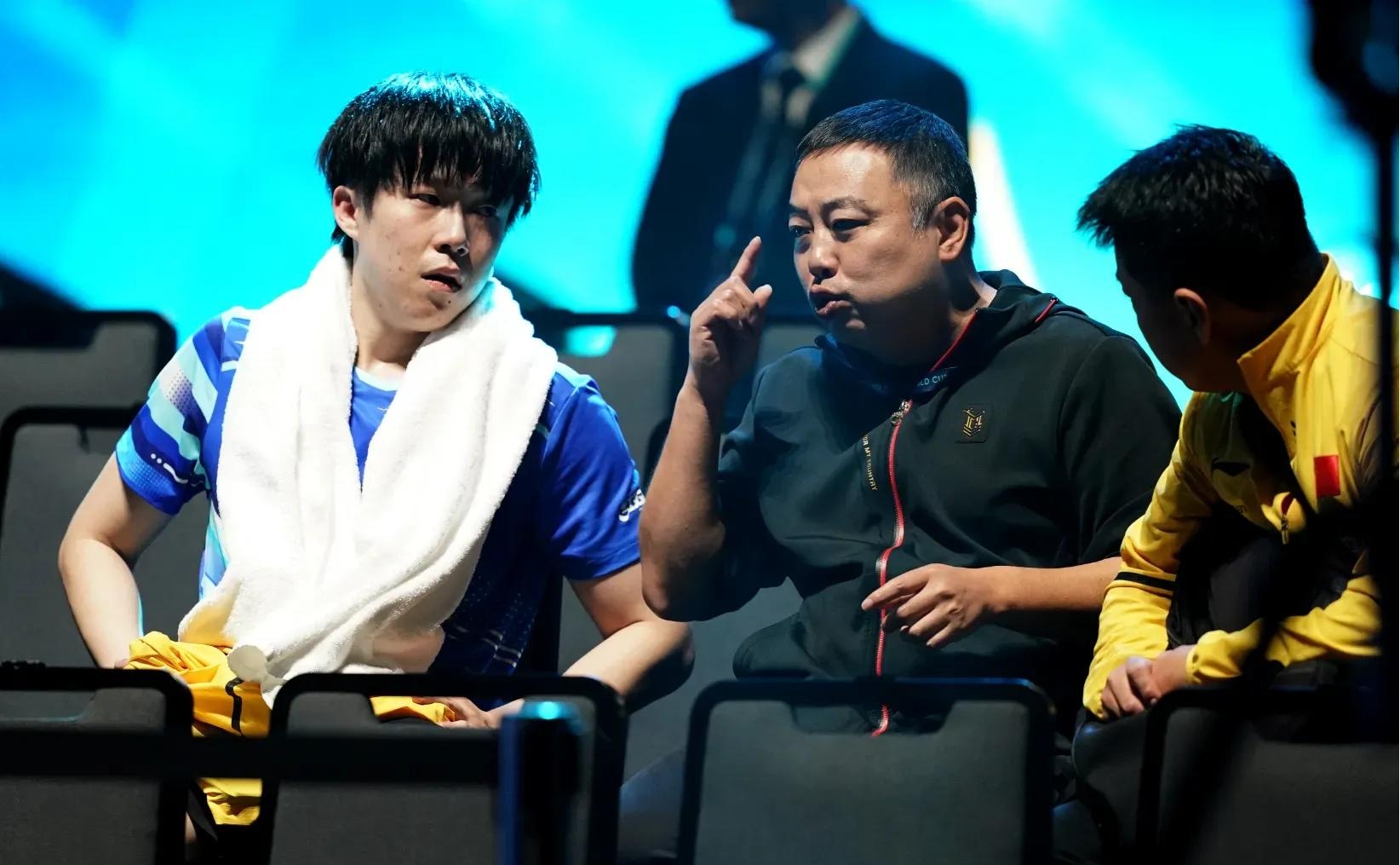 中国乒乓球队绝杀德国乒乓球队，王皓三分雨点燃全场的简单介绍