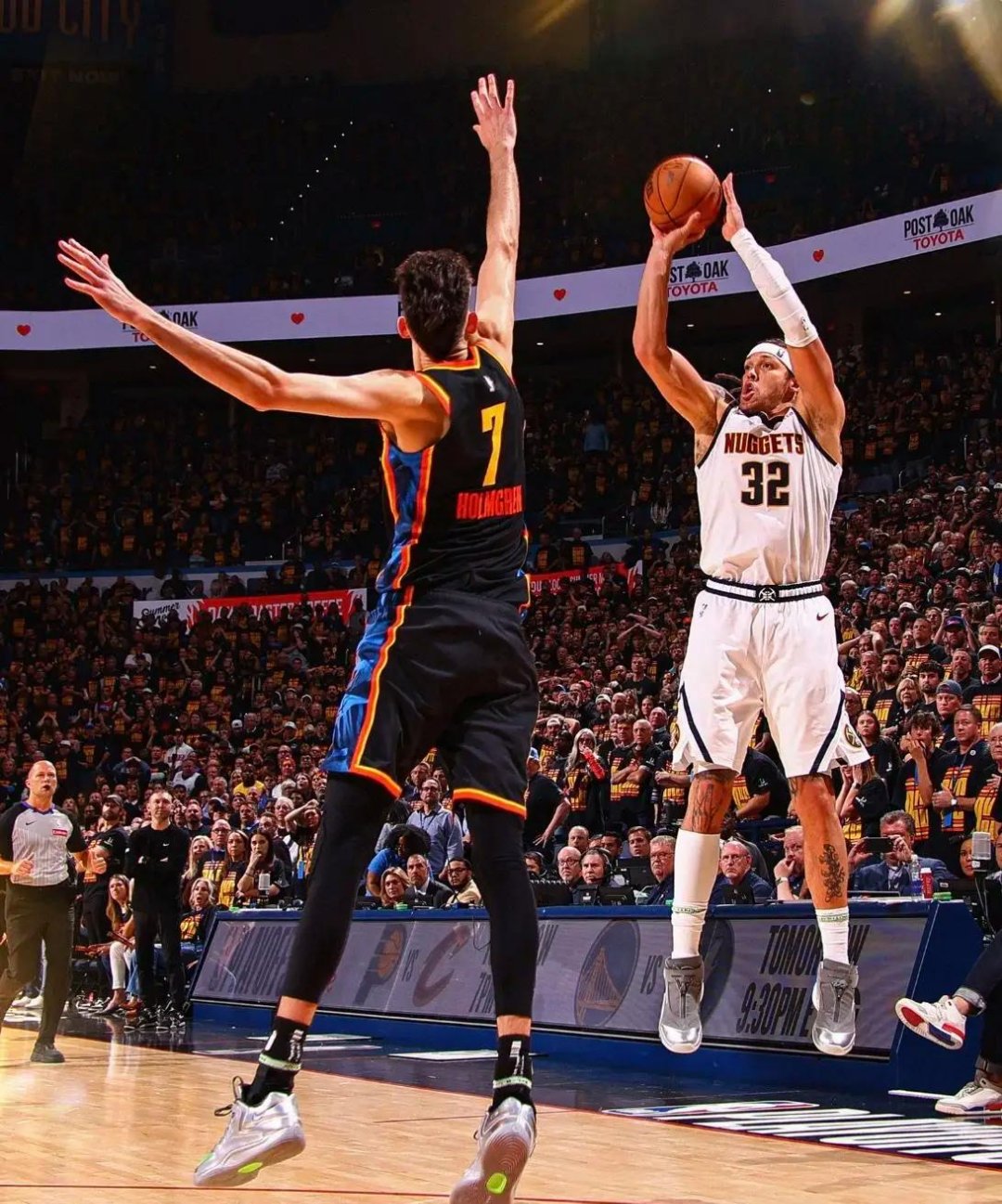 掘金战胜雷霆，保持高位稳定