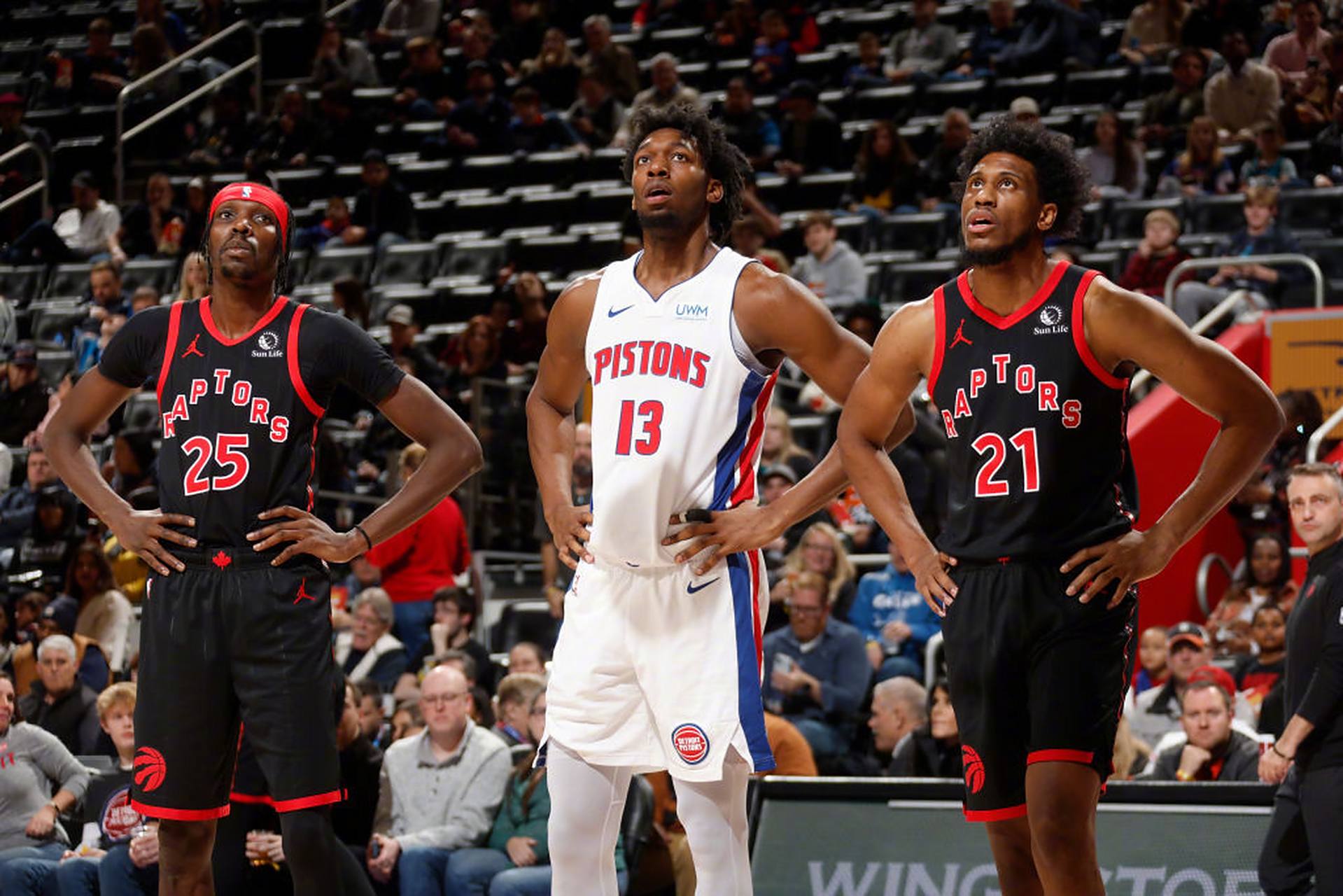 猛龙胜尼克斯,西亚卡姆22分包揽锁 猛龙胜尼克斯,西亚卡姆22分包揽锁