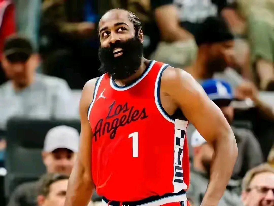 -火箭战胜马刺，哈登砍下36分全队最高