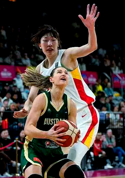 韩国女篮力克澳大利亚 韩国女篮力克澳大利亚